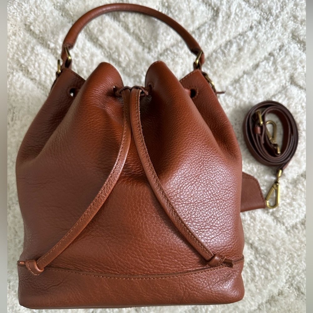 Madewell Lafayette Leather Bucket Bag - English Saddle